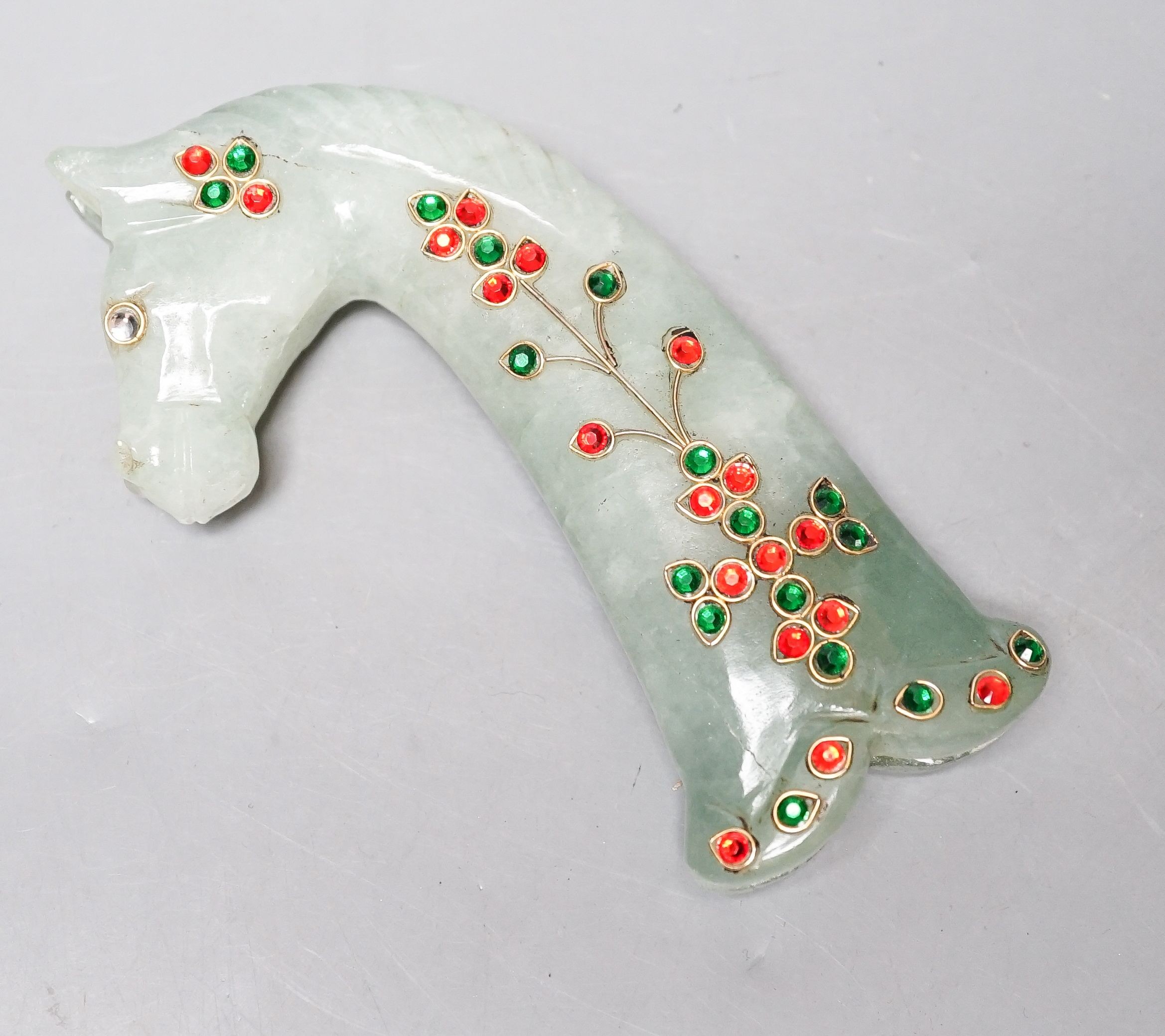 A Mughal style hardstone handle 13.5cm